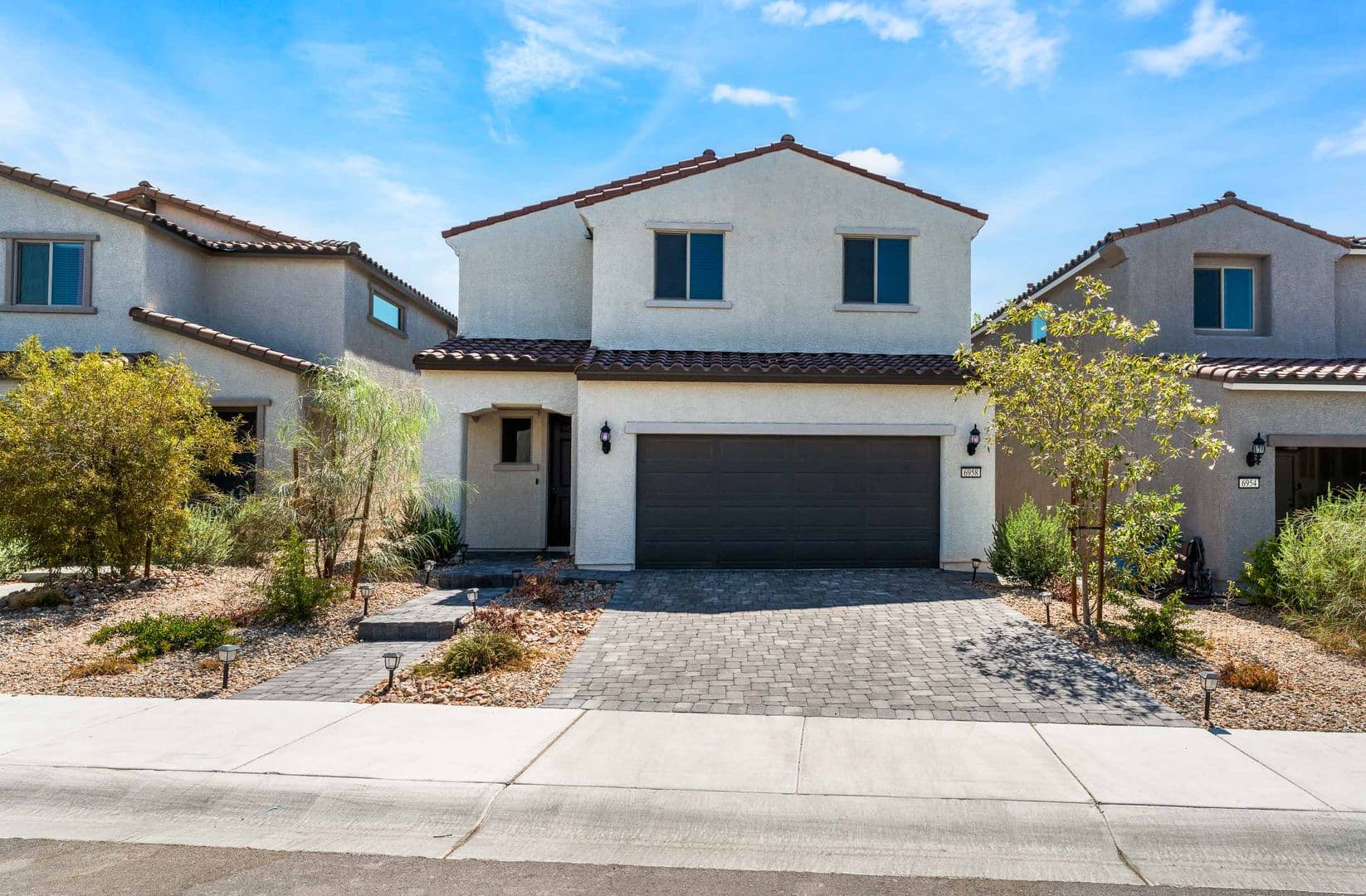 North Las Vegas House: 6958 Stone Cactus St