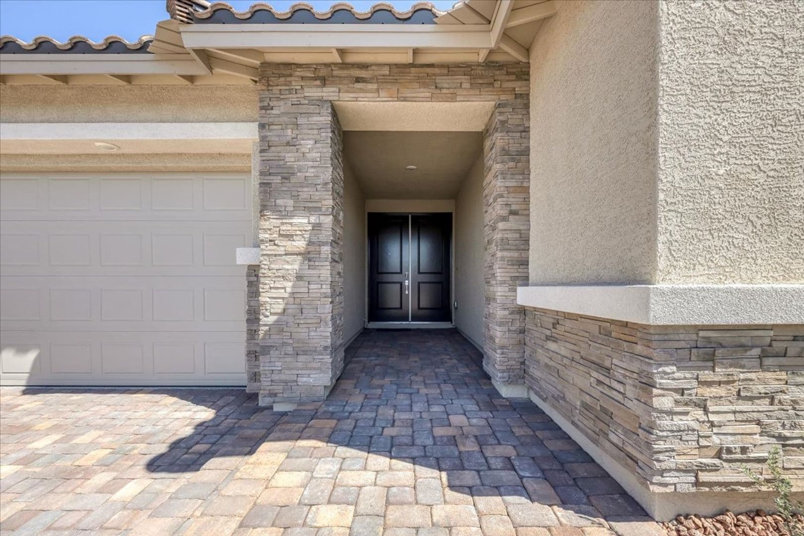 Las Vegas House: 10862 Lewis Pointe Ave