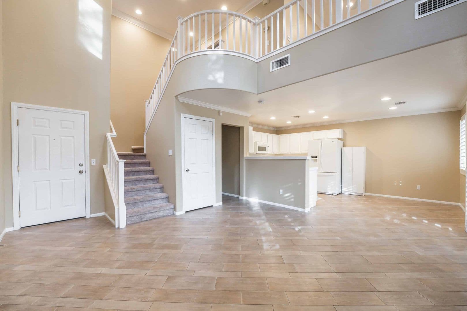 Las Vegas House: 1390 Louisiana Lakes Avenue