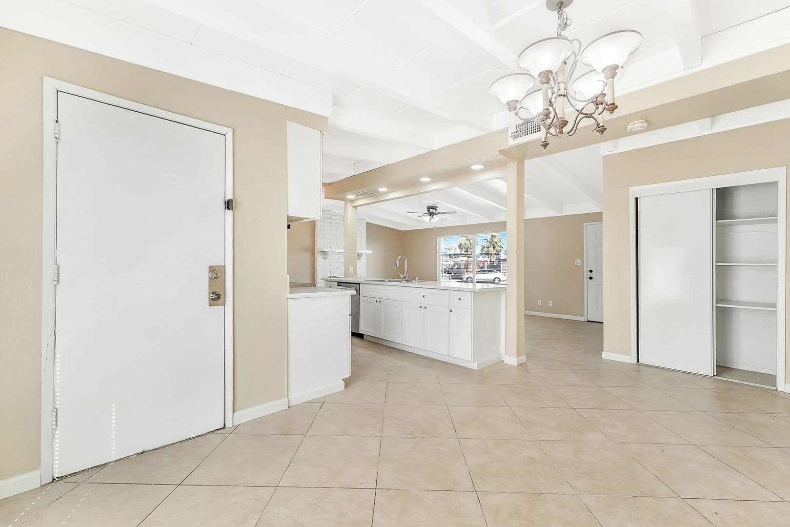 Las Vegas House: 867 Lulu Ave.