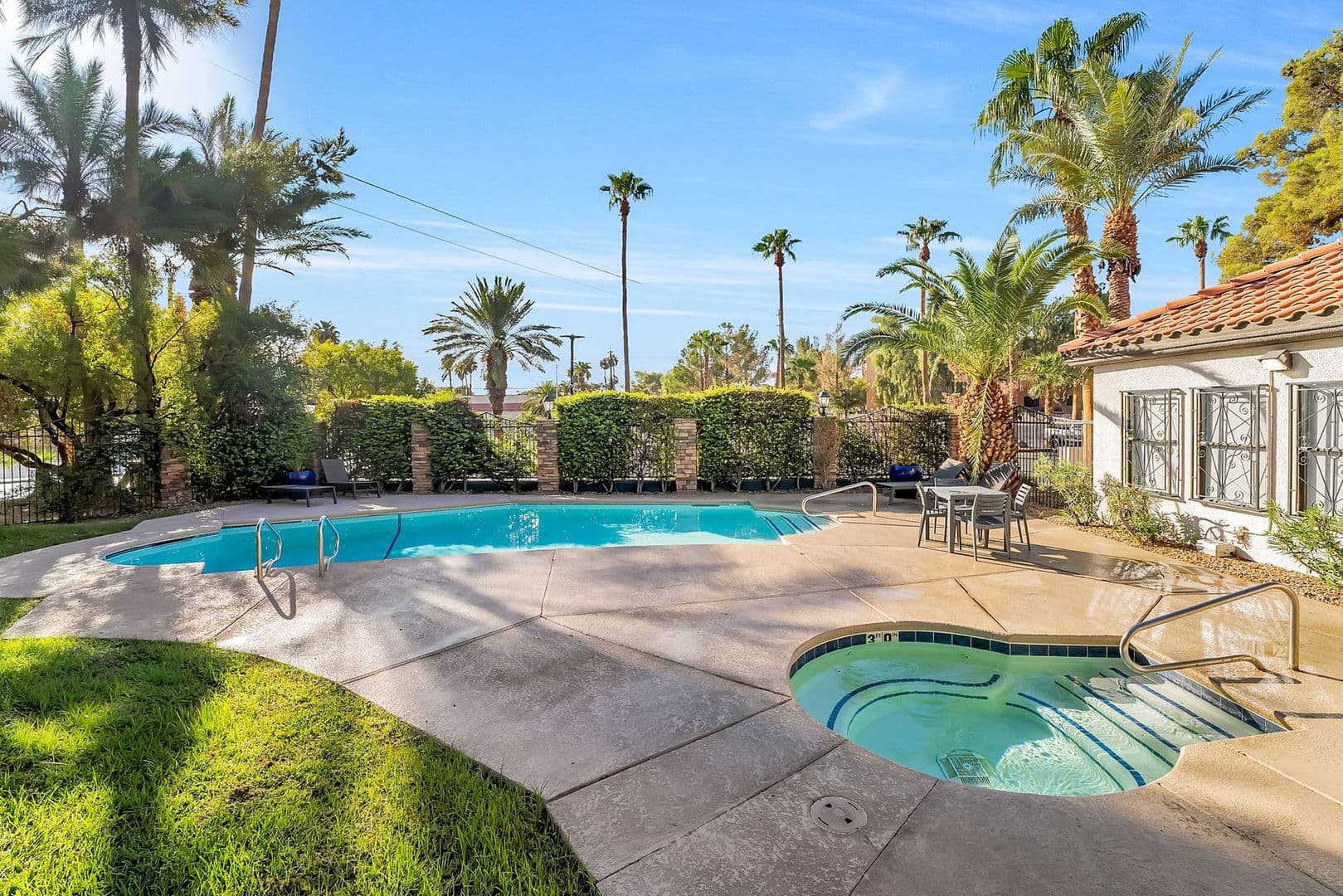 Las Vegas House: 3135 S Mojave Rd #227