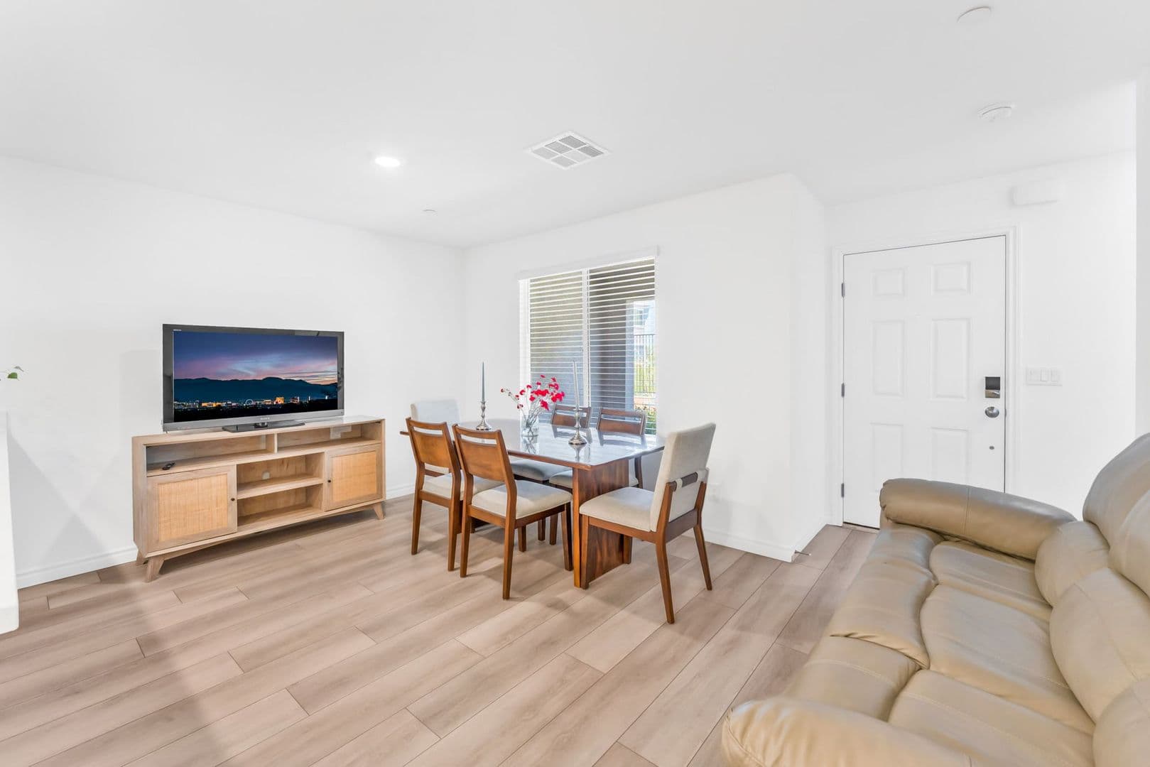 Las Vegas House: 6252 Foxes Dale St