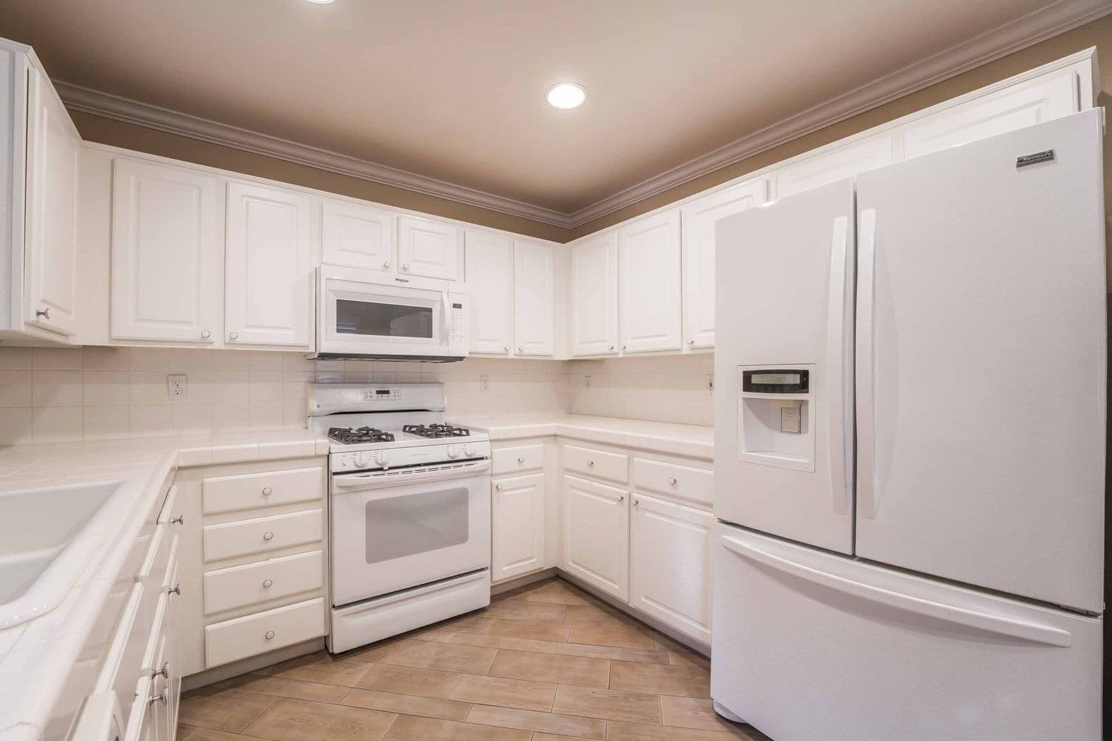 Las Vegas House: 1390 Louisiana Lakes Avenue