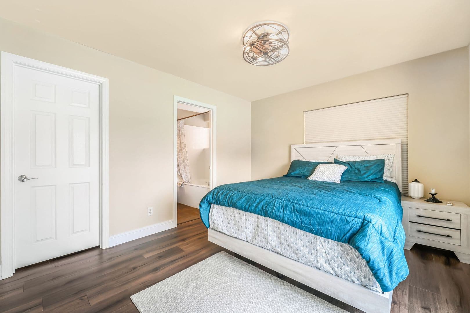 Las Vegas House: 6877 Philharmonic Ave