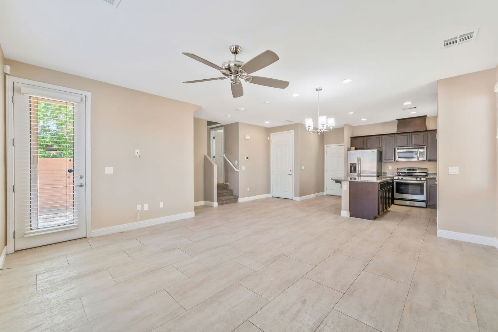 Las Vegas House: 730 Bending Wolf Ave
