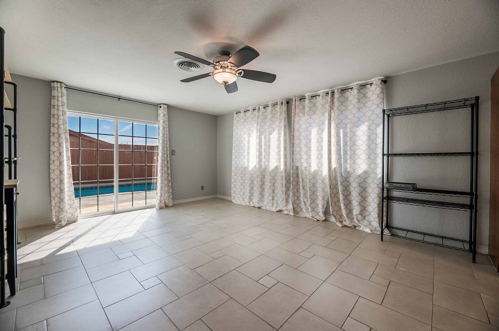 Las Vegas House: 836 N 21st St