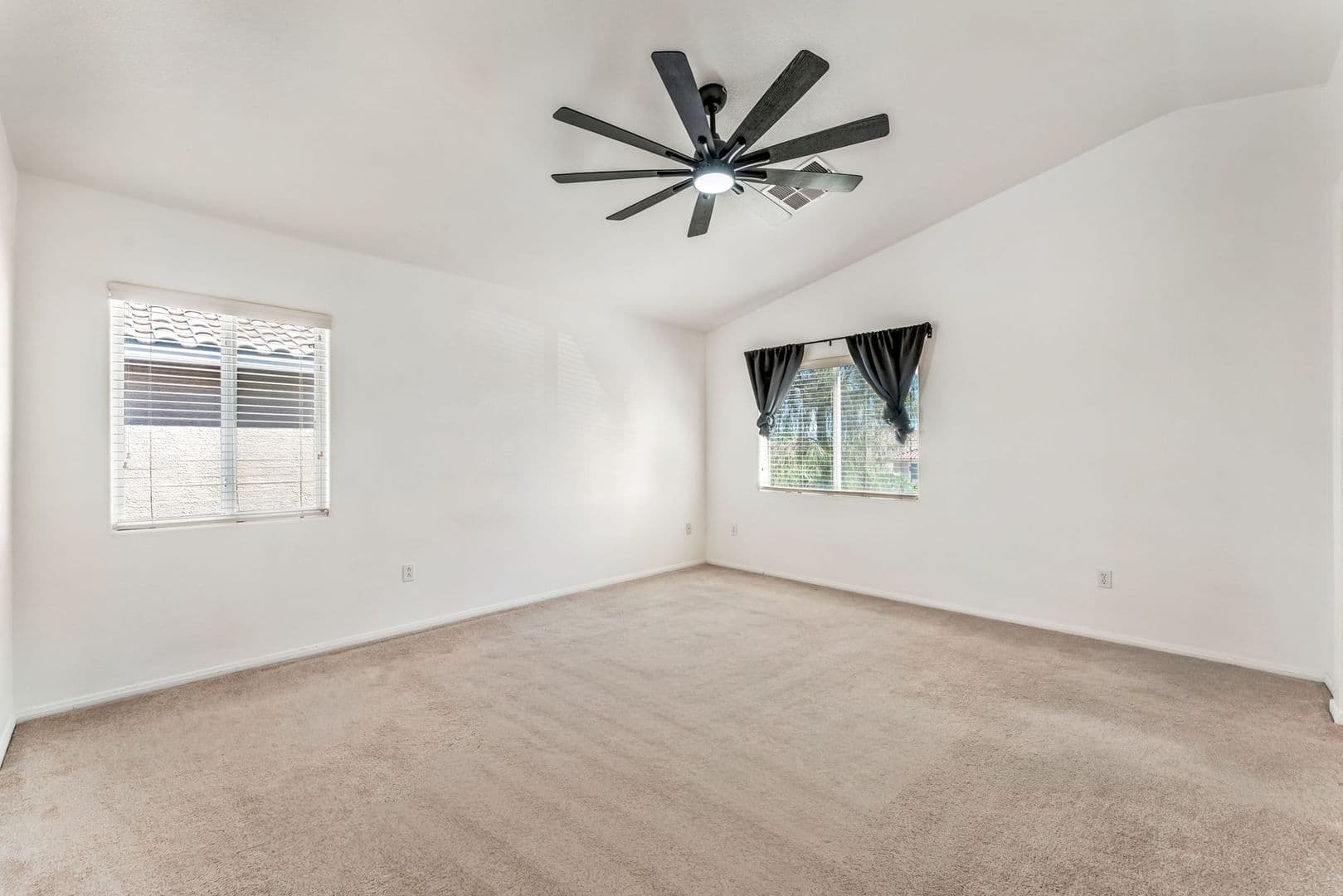 Las Vegas House: 7286 Mosaic Terrace St