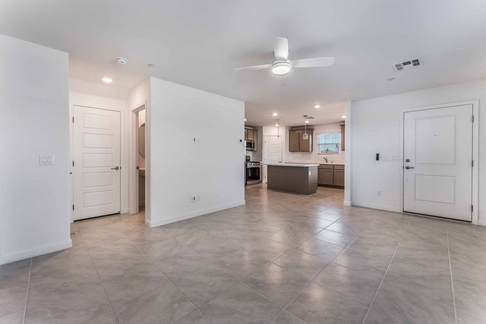 Henderson House: 871 Watford Pl