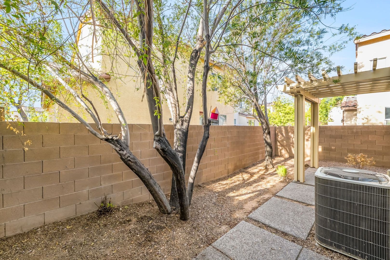 Las Vegas House: 9158 White Rock Peak Street