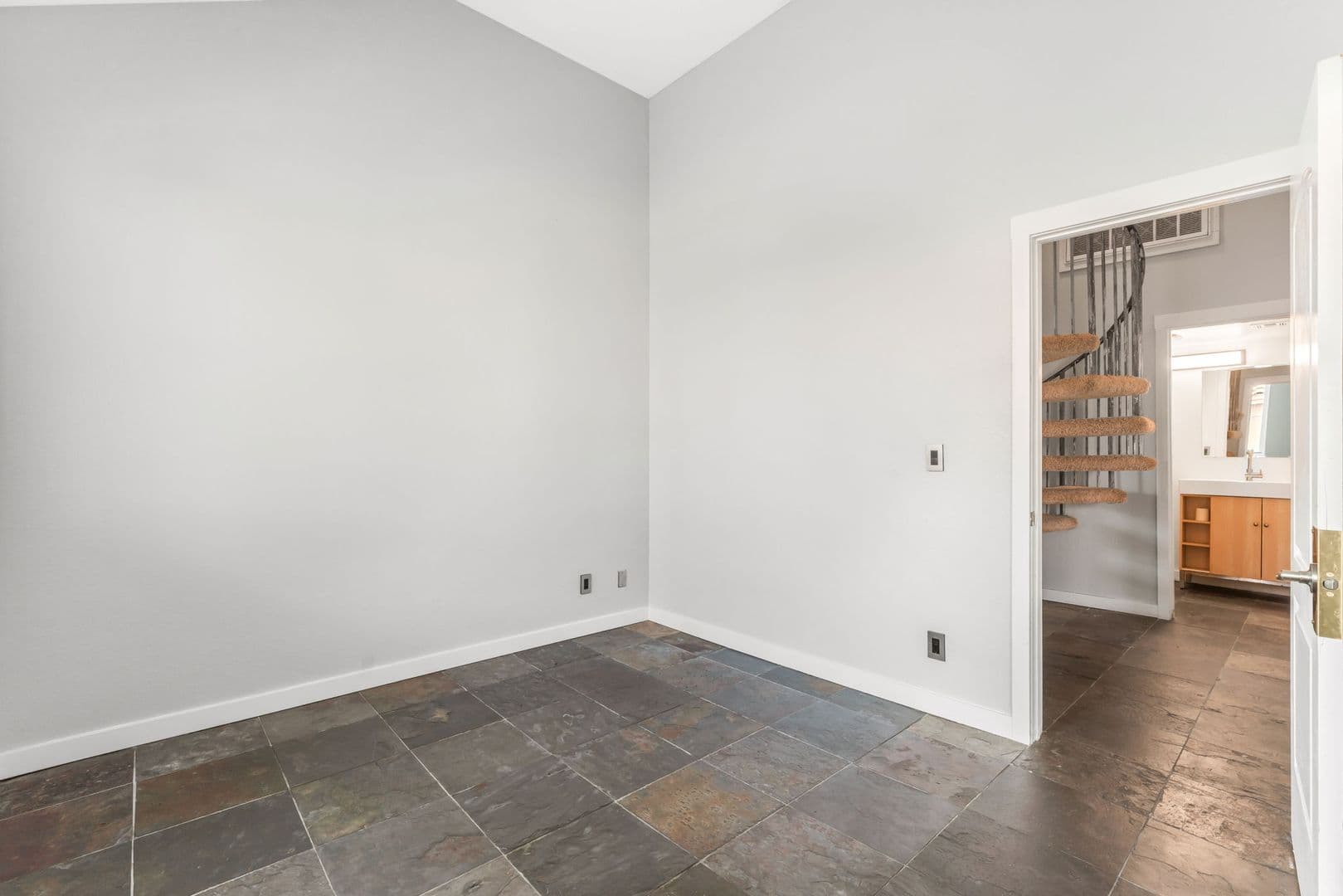 Las Vegas House: 5125 W RENO AVE APT 2093
