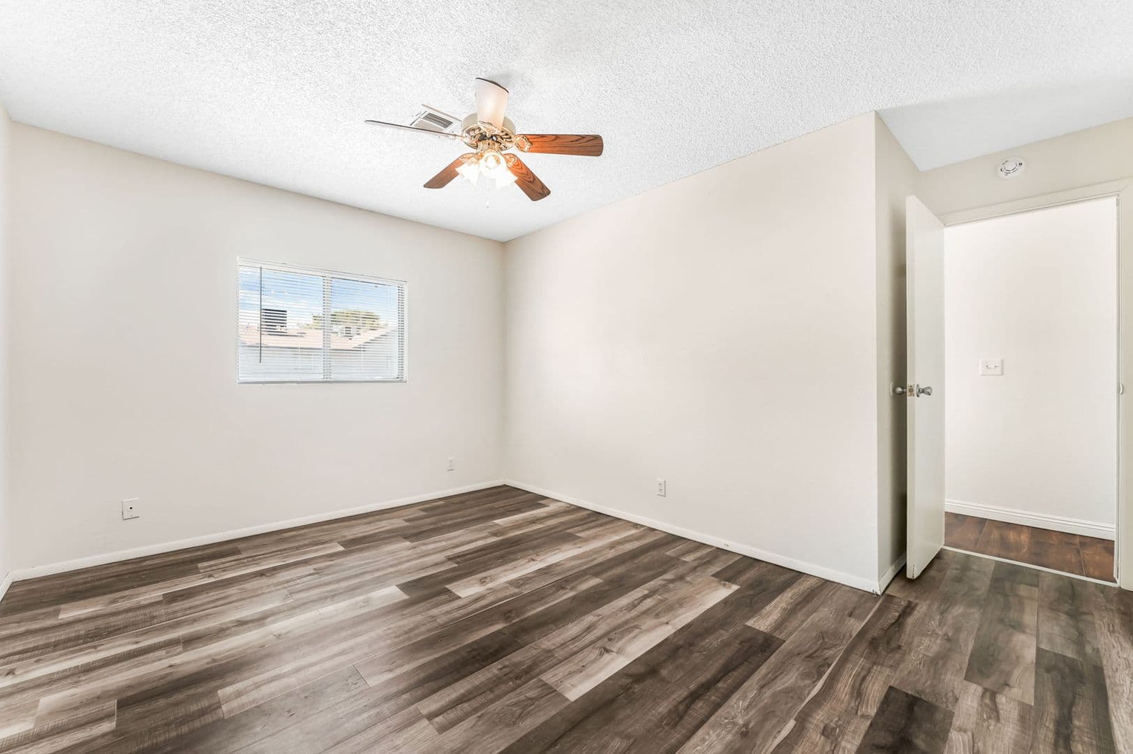 Las Vegas House: 859 Rhinegold Way
