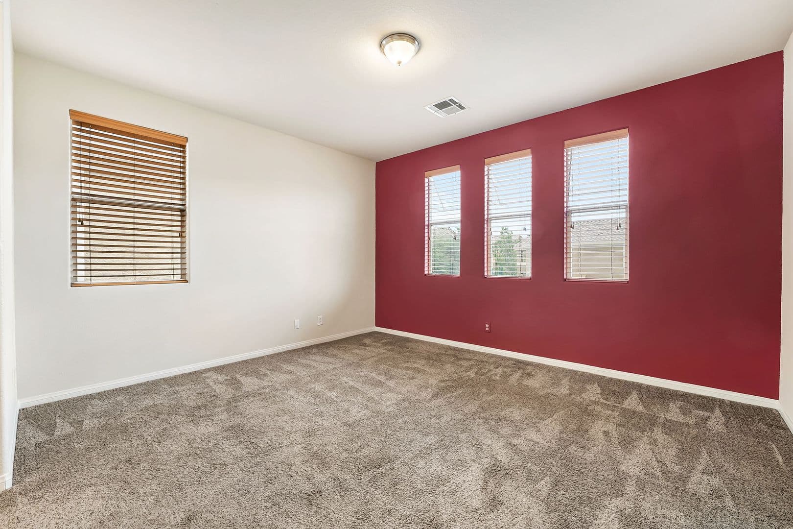 Las Vegas House: 168 Red Tee Lane