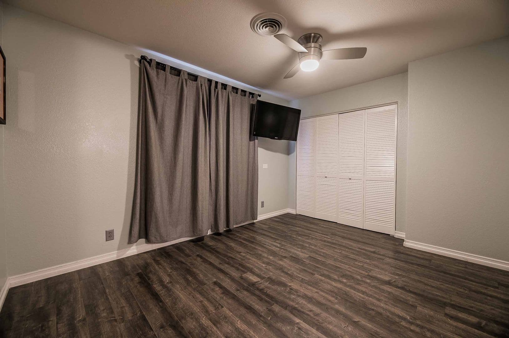 Las Vegas House: 836 N 21st St