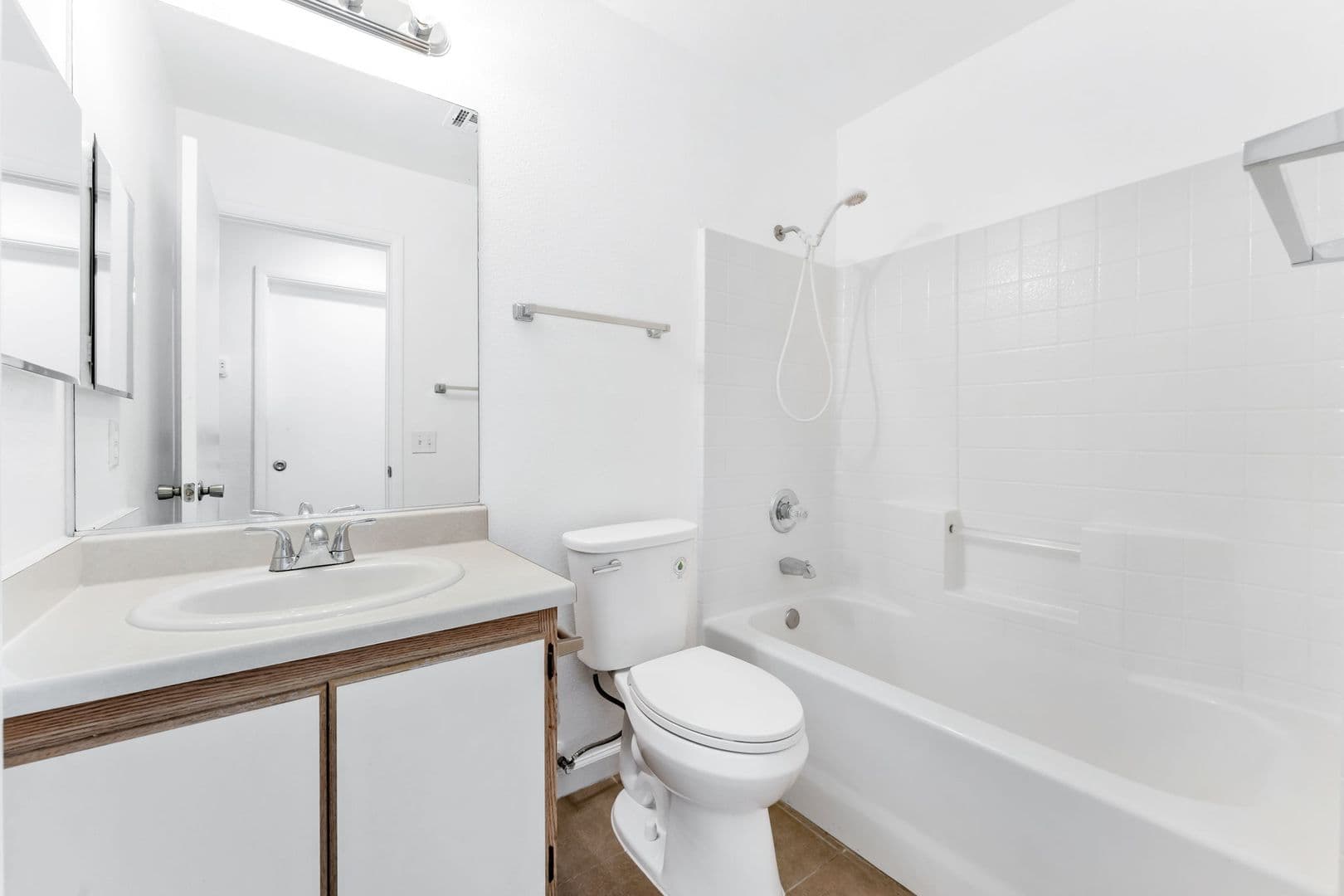 Las Vegas House: 325 Searchlight Dr
