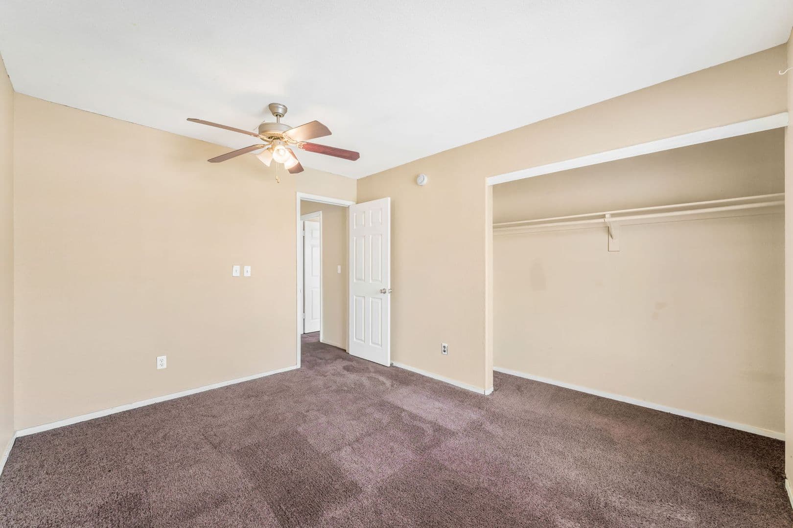 Las Vegas House: 8101 Exploration Ave