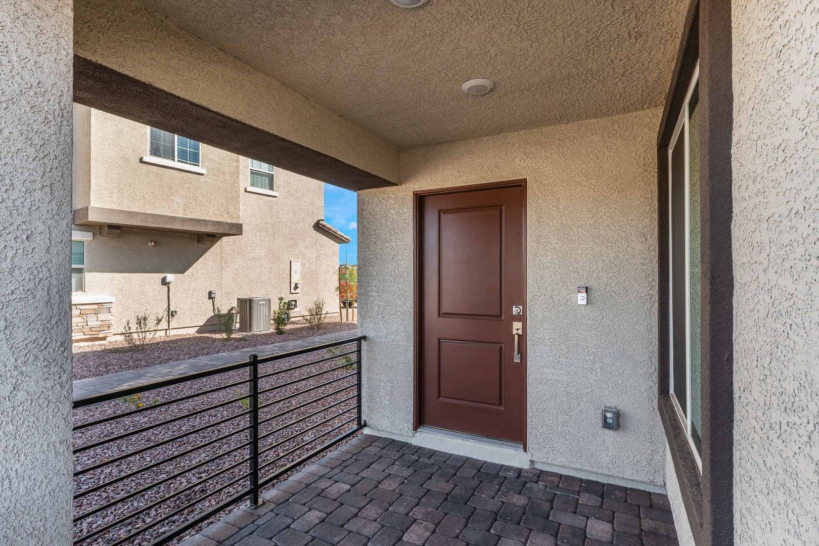 Henderson House: 871 Watford Pl