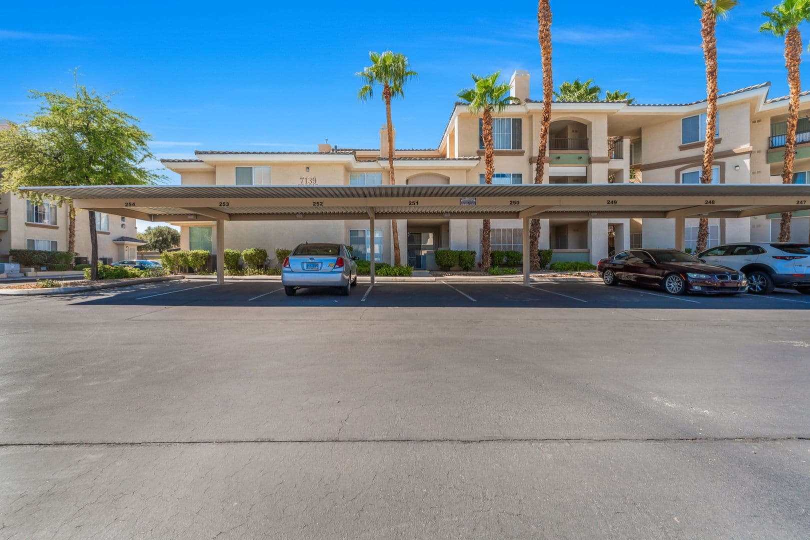 Las Vegas House: 7139 South Durango #309