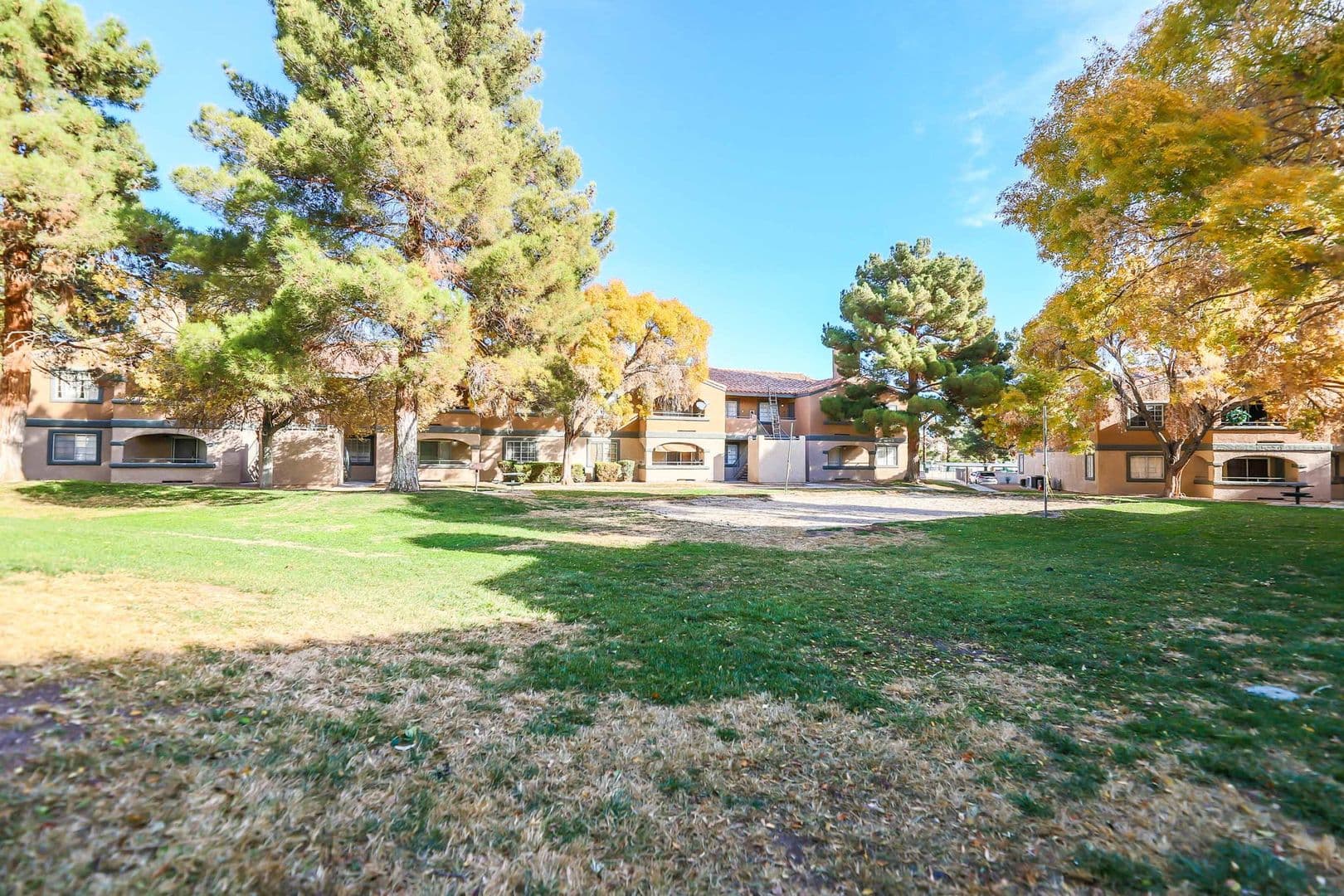 Las Vegas House: 230 Mission Newport Ln #105