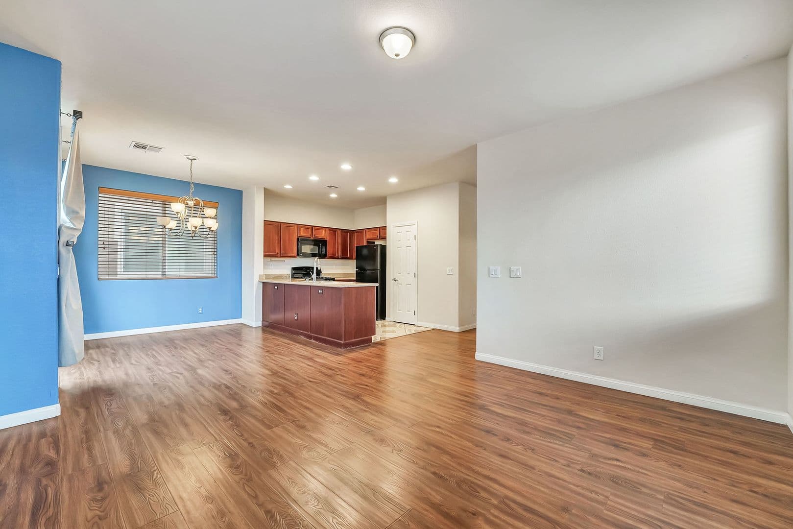 Las Vegas House: 168 Red Tee Lane