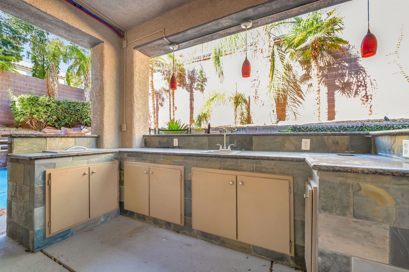 Henderson House: 1153 Orphington Ct
