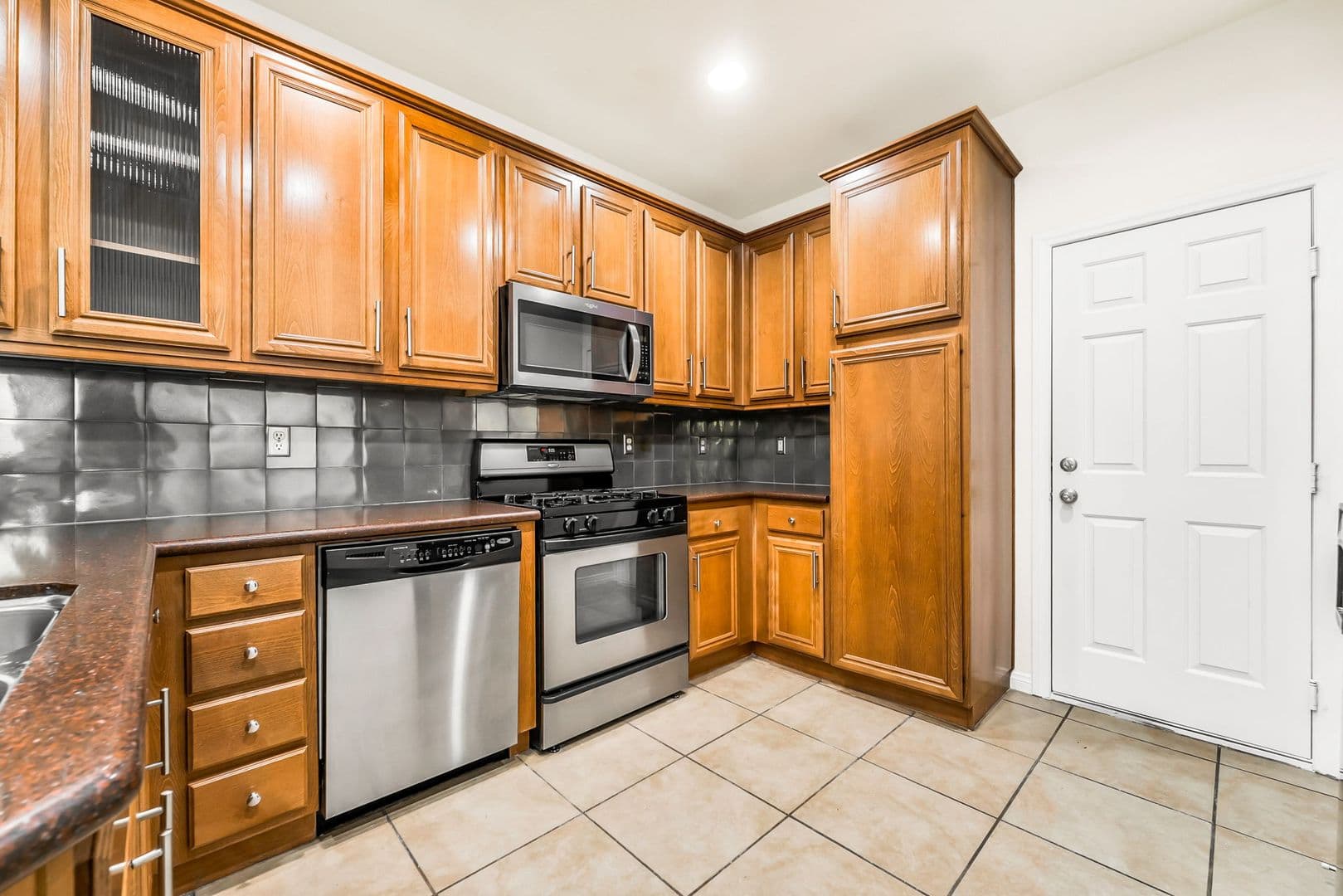 Las Vegas House: 9158 White Rock Peak Street