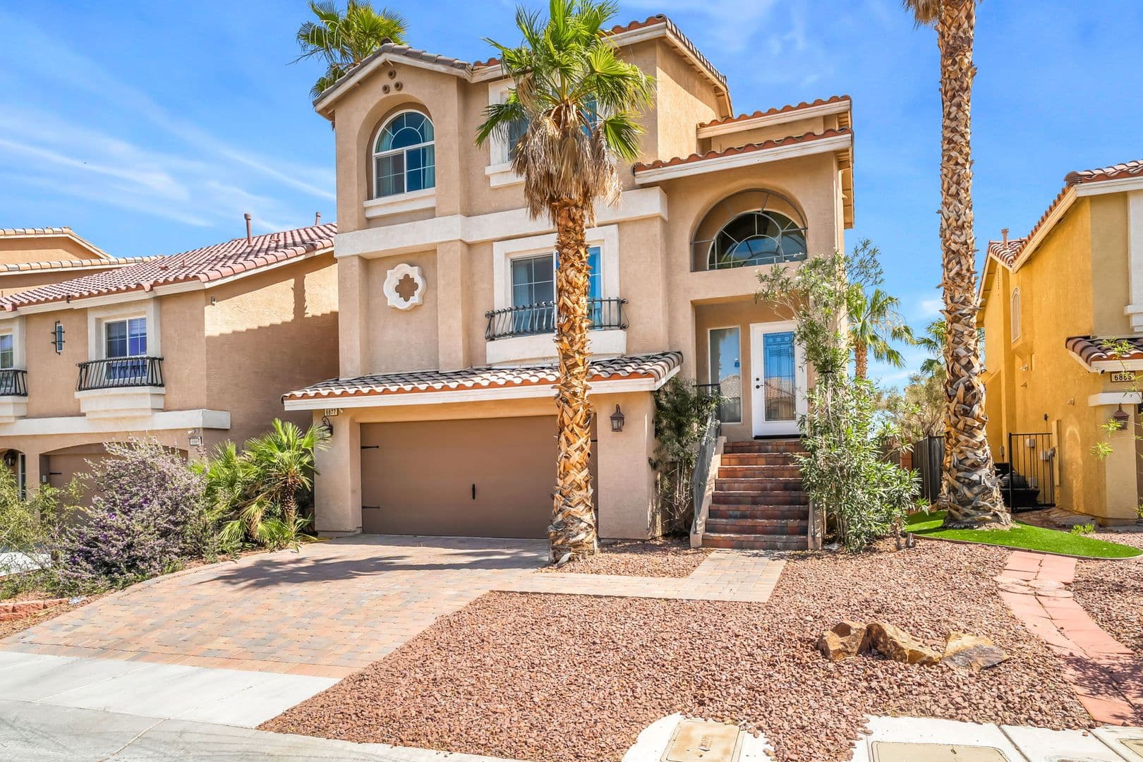 Las Vegas House: 6877 Philharmonic Ave
