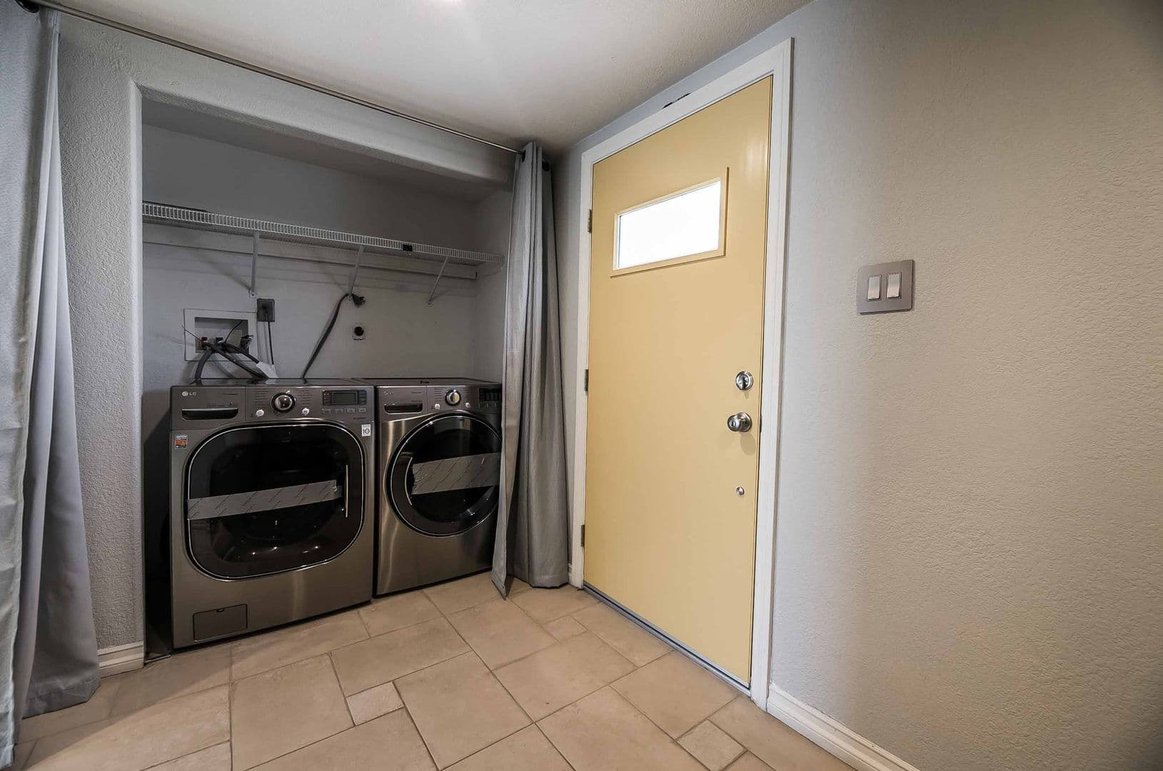 Las Vegas House: 836 N 21st St