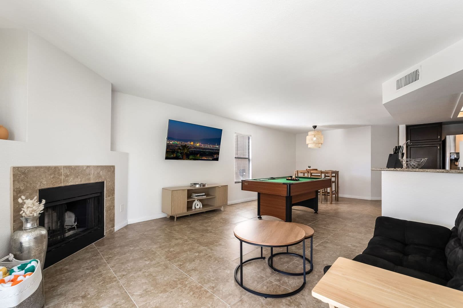 Henderson House: 2717 Lovington Drive