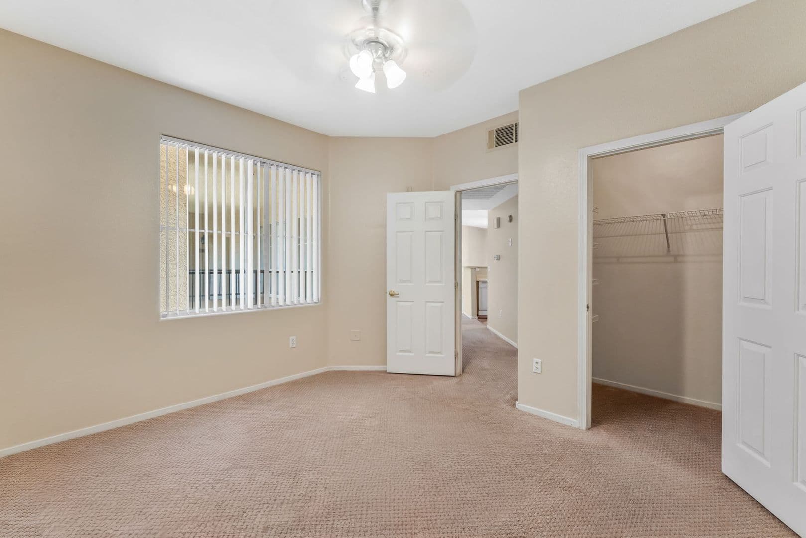 Las Vegas House: 7139 South Durango #309