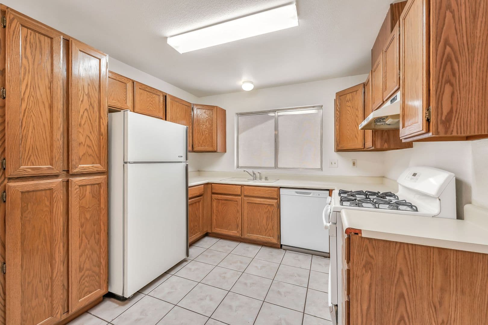 Las Vegas House: 4656 Bumblebee Circle