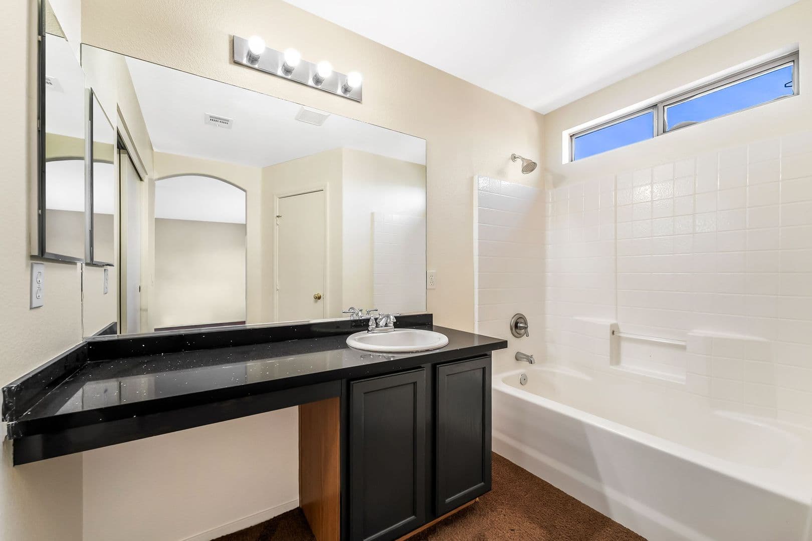 Las Vegas House: 4849 Lone Grove Dr
