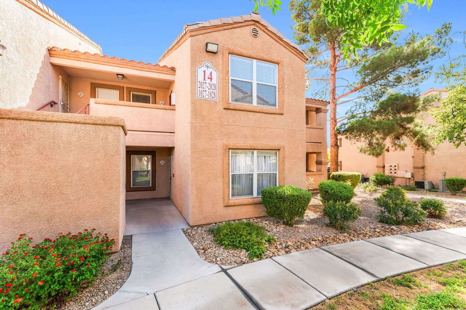 Las Vegas House: 1150 North Buffalo #2028