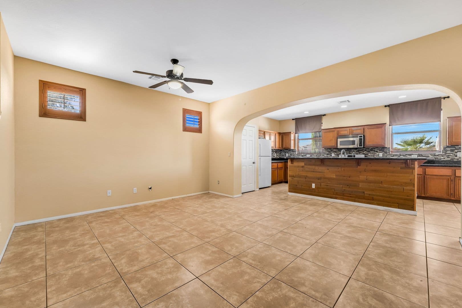 Henderson House: 381 Red Snap Dragon Ln
