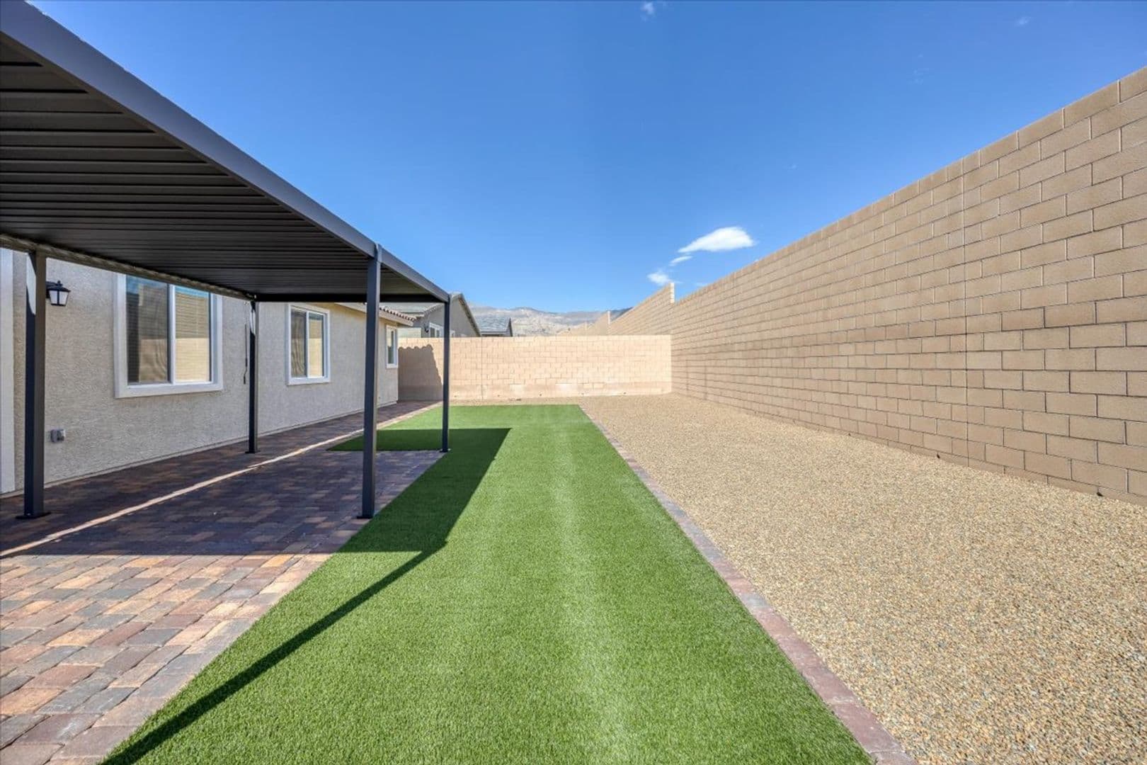 Las Vegas House: 10862 Lewis Pointe Ave