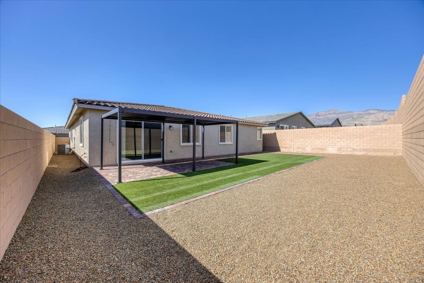 Las Vegas House: 10862 Lewis Pointe Ave