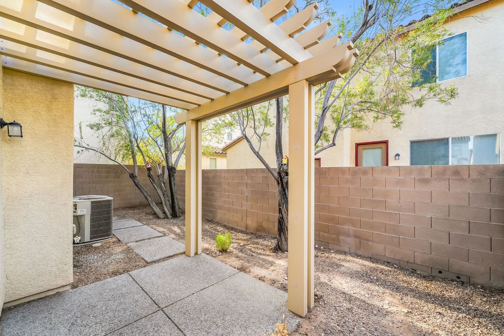 Las Vegas House: 9158 White Rock Peak Street