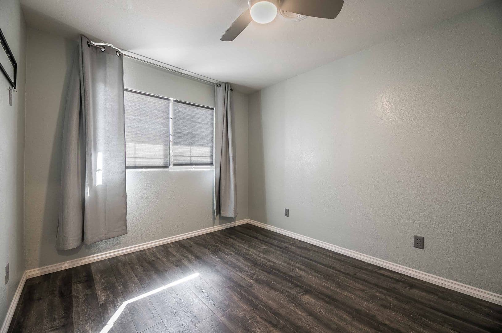 Las Vegas House: 836 N 21st St