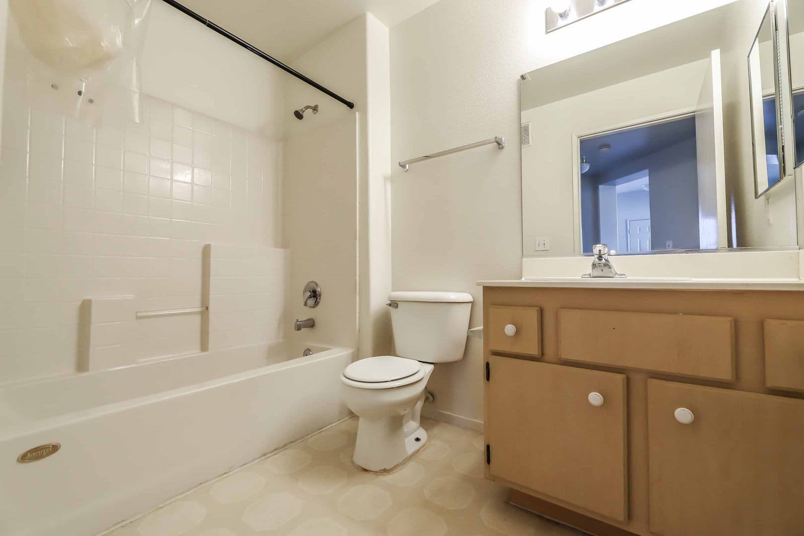 N. Las Vegas House: 1881 Alexander Rd. Unit 108