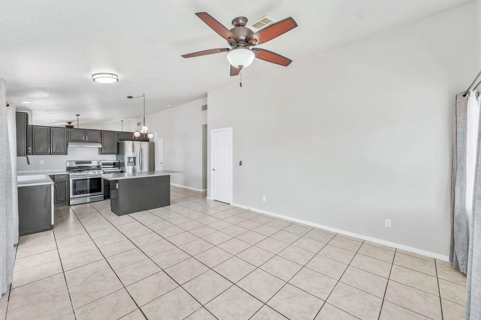 North Las Vegas House: 4353 Scarlet Sea Ave