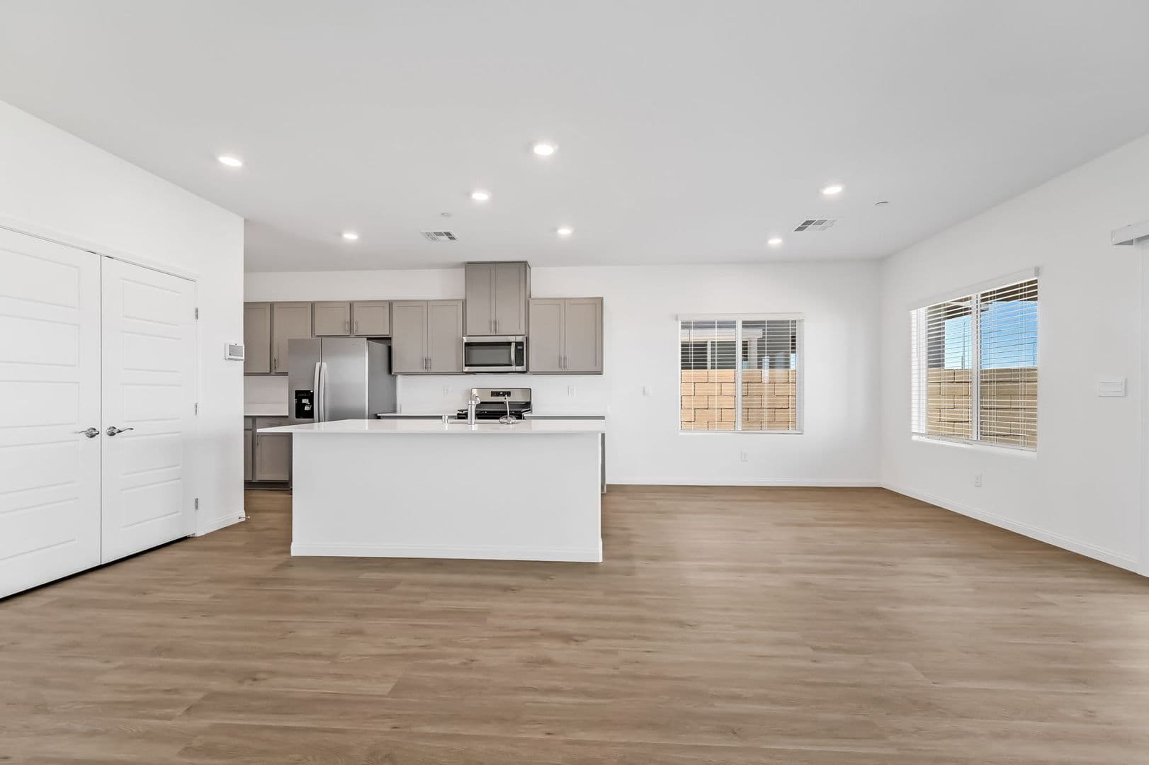 Henderson House: 1111 Saffron Toucan Ln