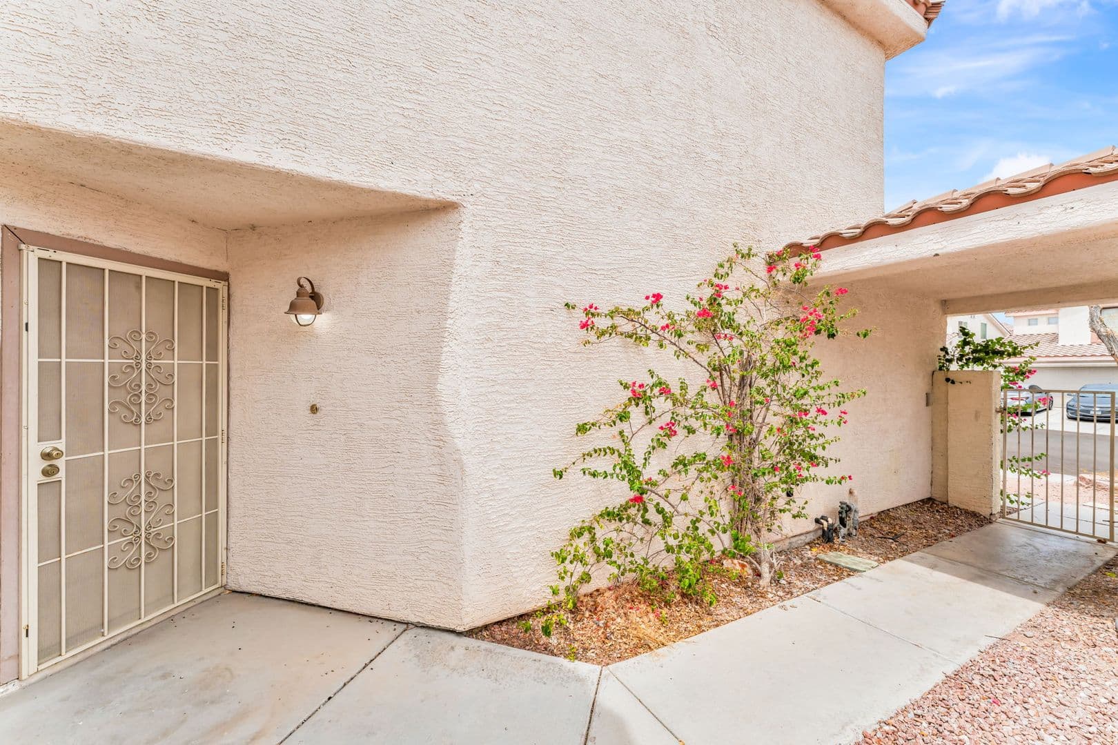 Las Vegas House: 8101 Exploration Ave