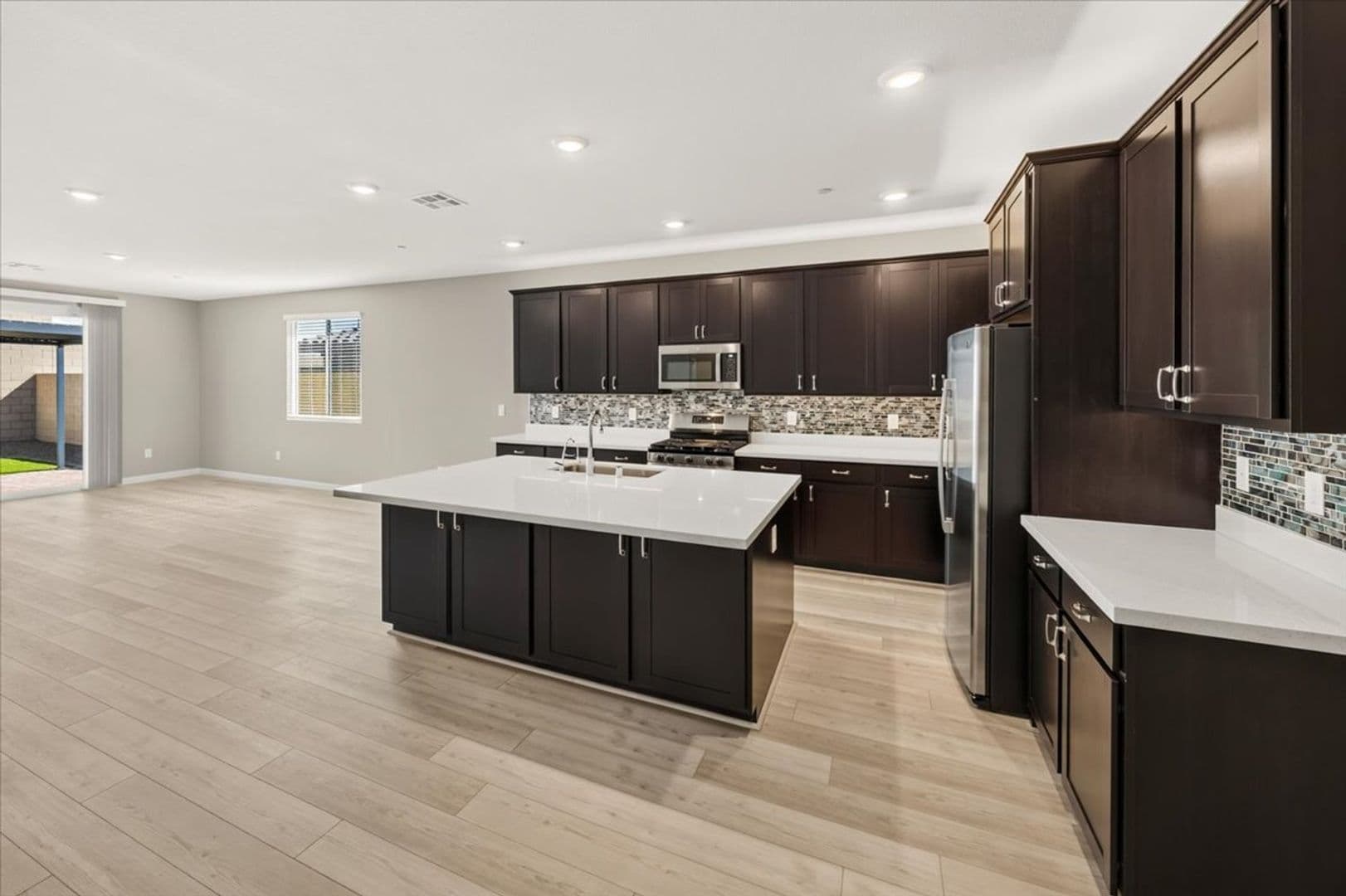 Las Vegas House: 10862 Lewis Pointe Ave