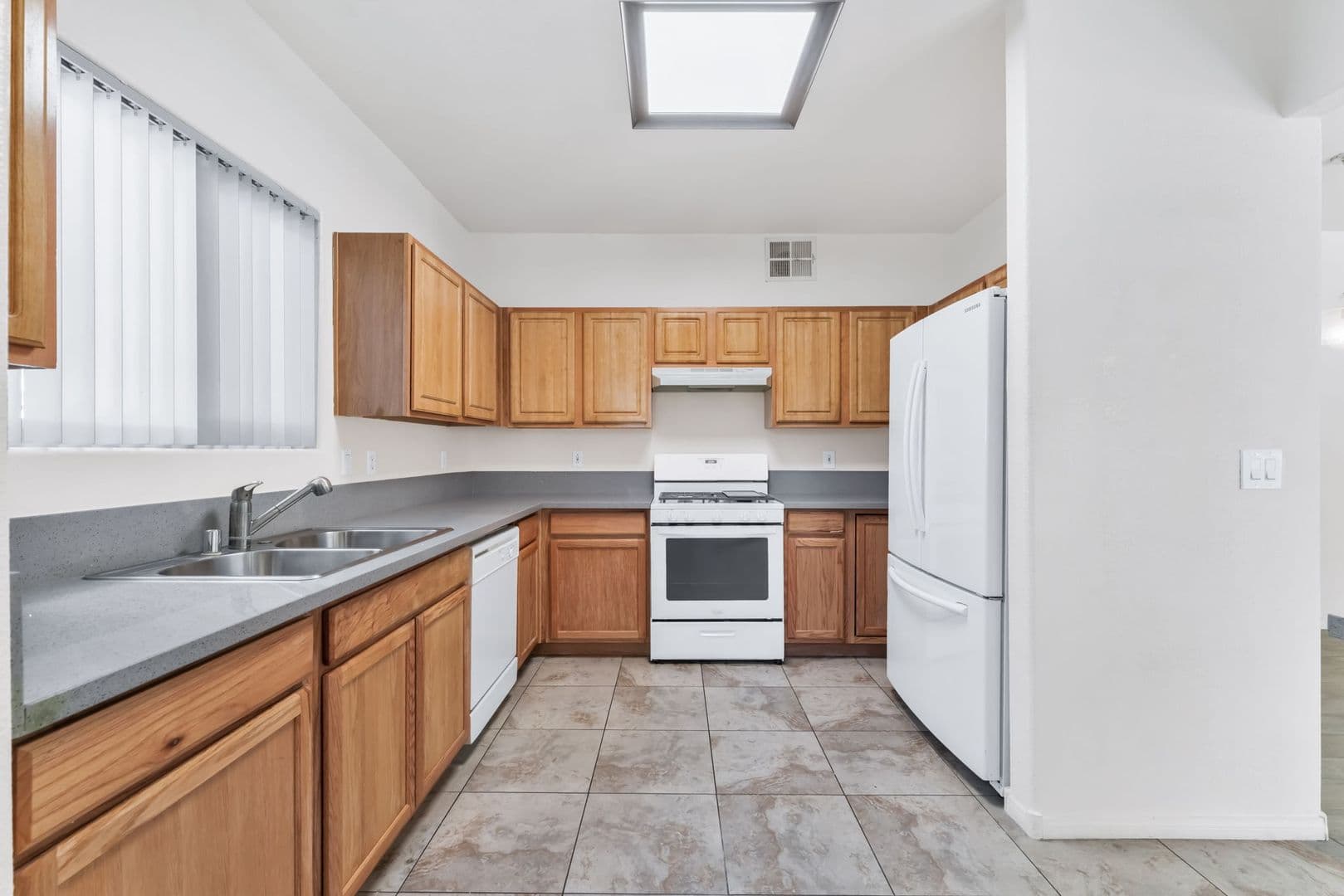 Las Vegas House: 6164 Pine Villa Ave #103