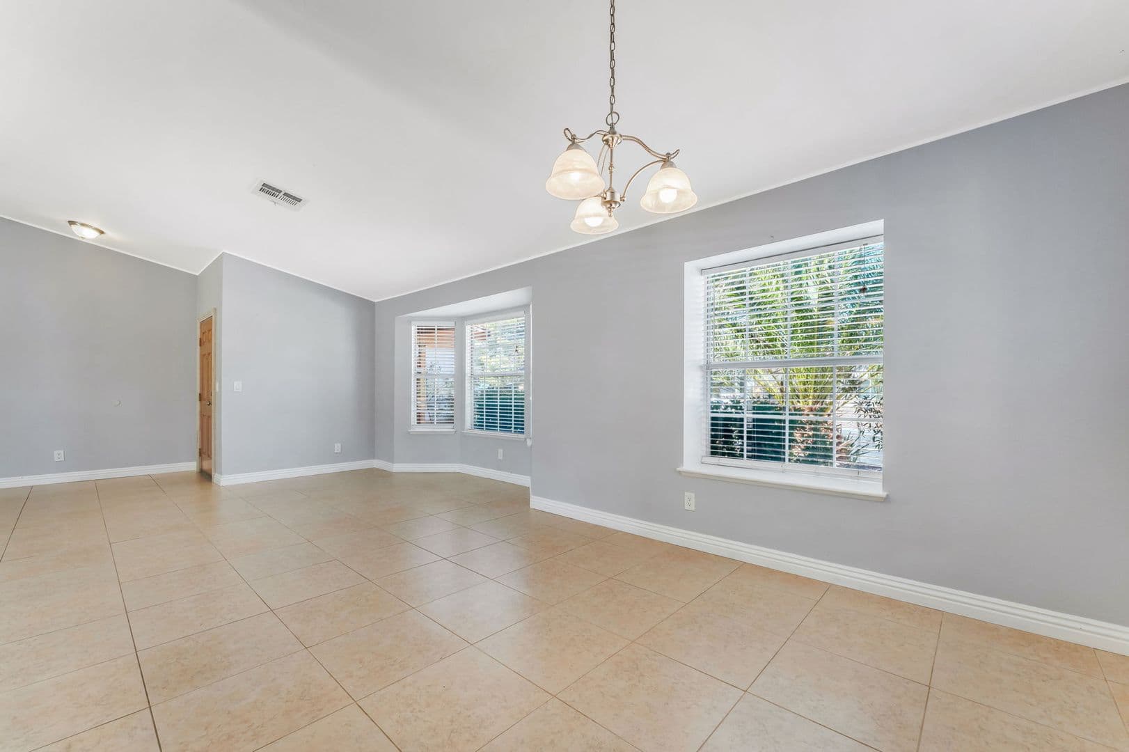 Las Vegas House: 741 Autumn Moon Dr