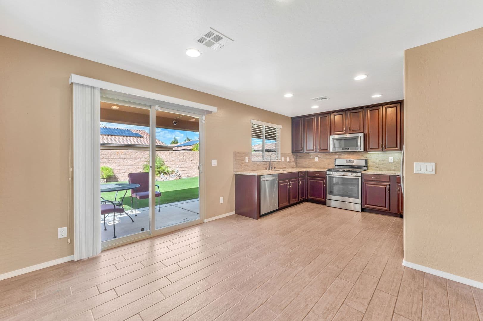 North Las Vegas House: 3740 Rocklin Peak Ave