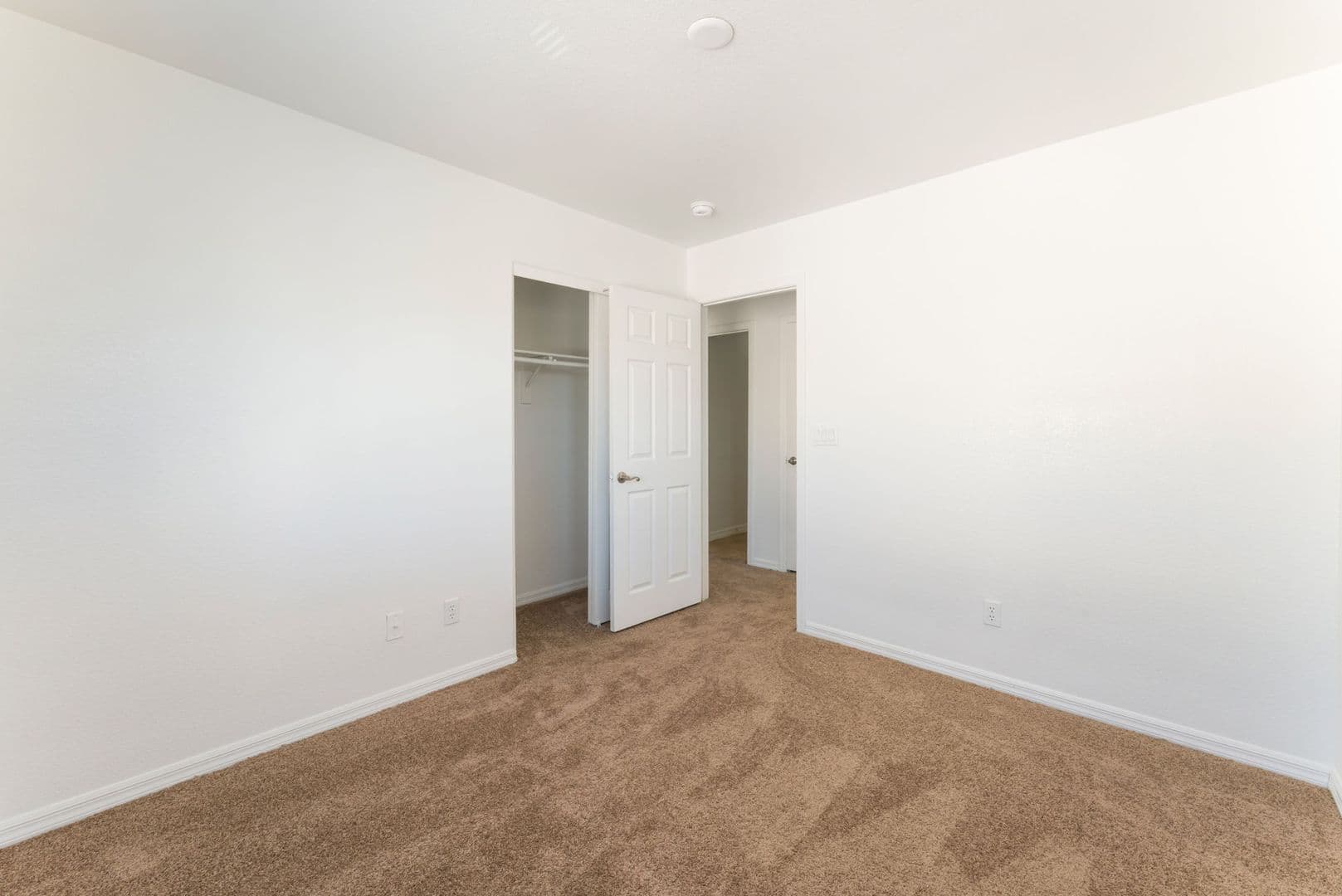 North Las Vegas House: 32 Rosa Rosales Ct