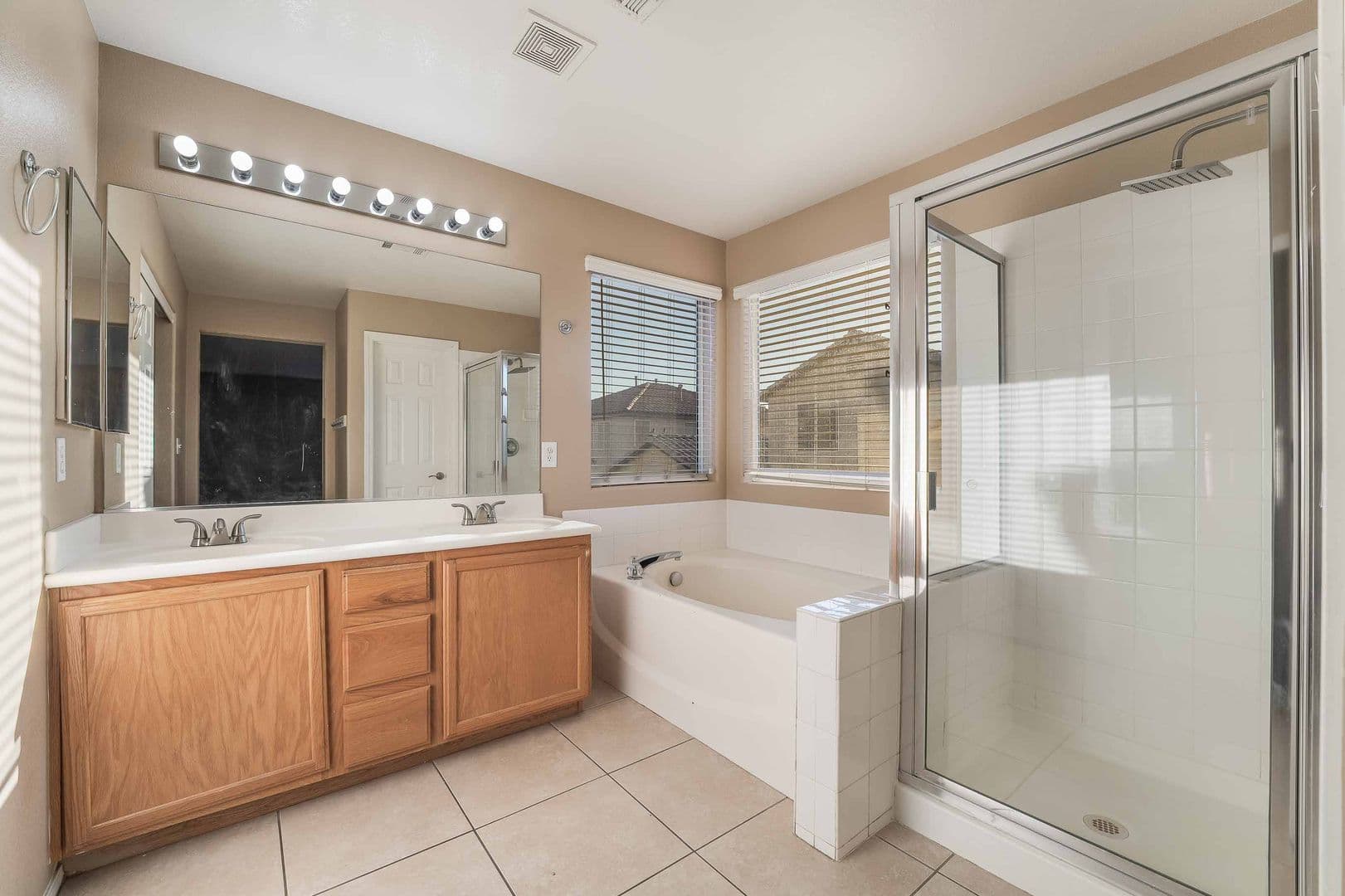 Las Vegas House: 10466 Gwynns Falls St