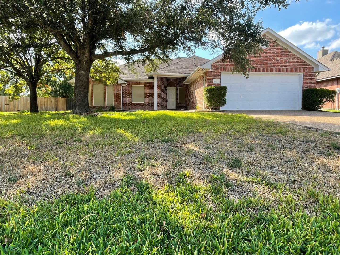 Bryan House: 5703 Timberton