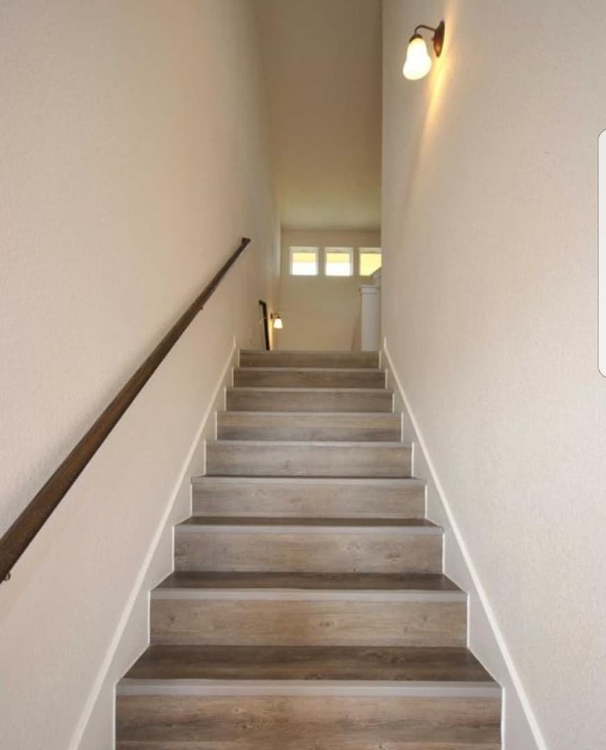 HUTTO Townhome: 1020 Muirfield Bend Drive