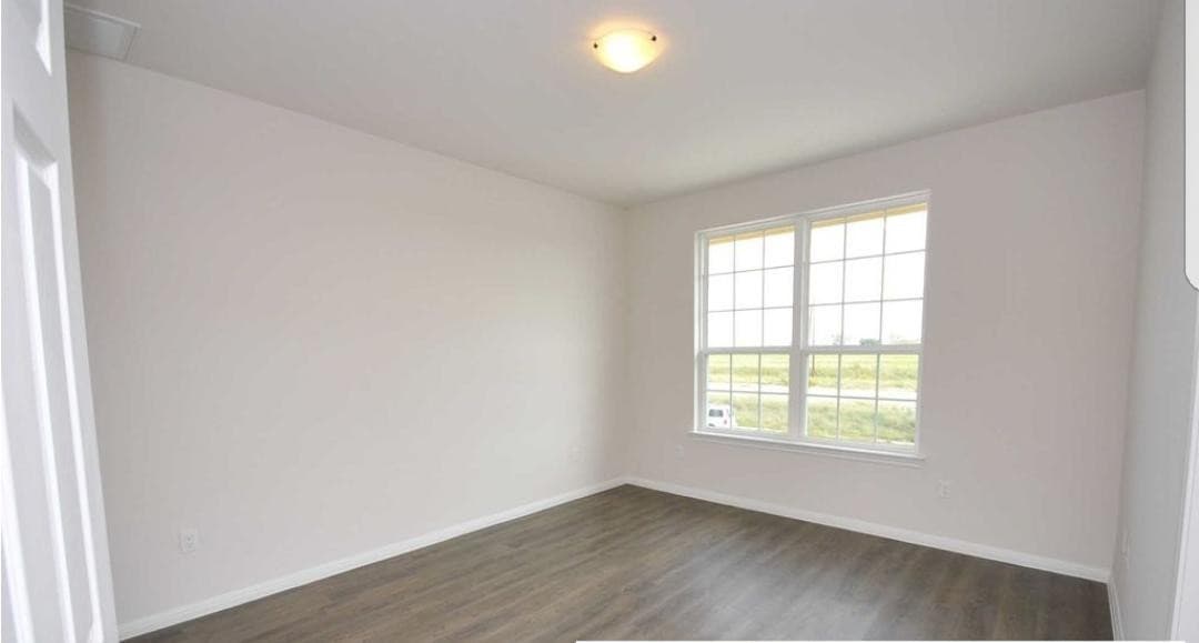HUTTO Townhome: 1020 Muirfield Bend Drive